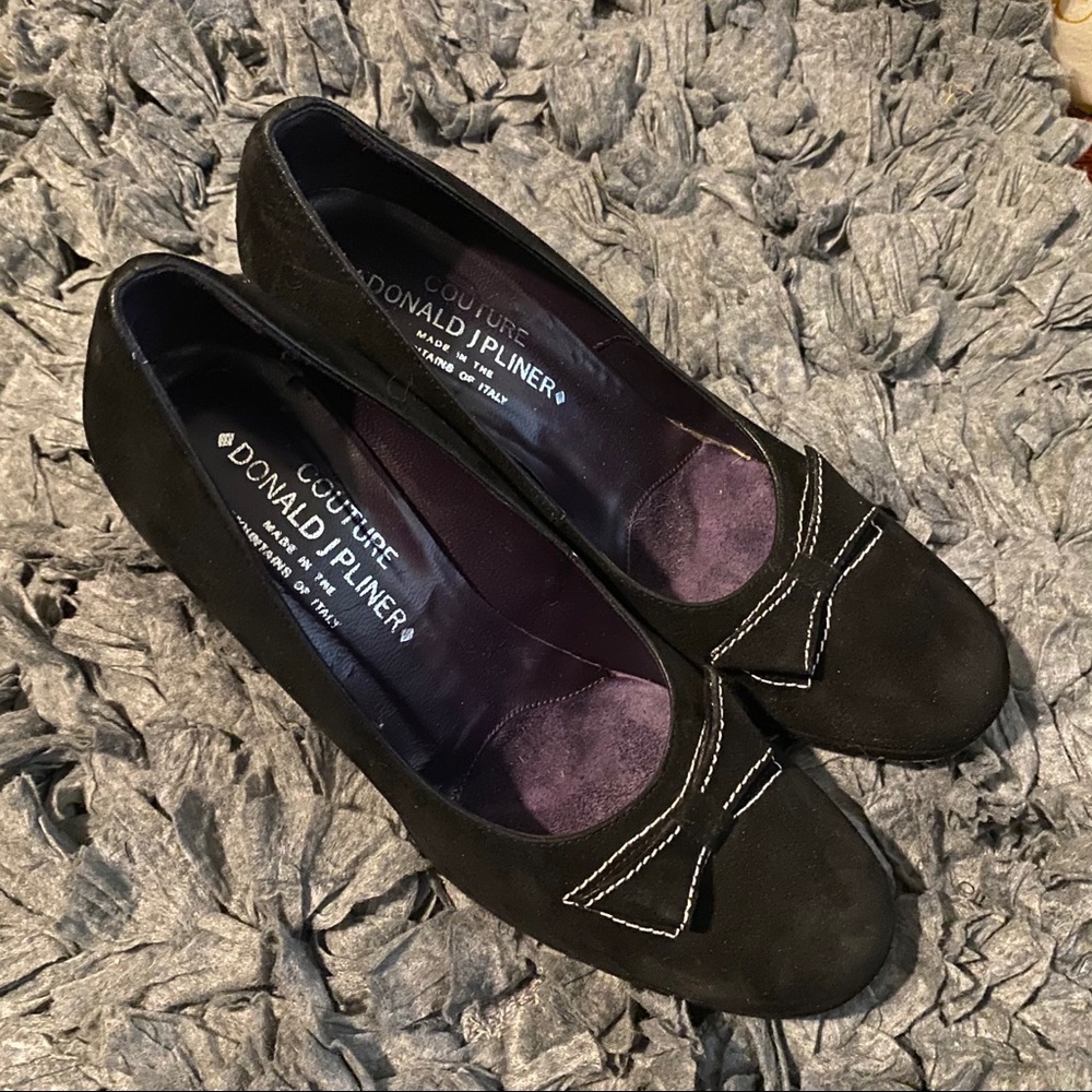 Donald J. Pliner Black Suede Heels Size 7.5